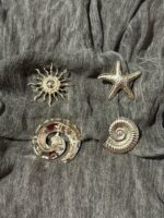 ⁦بروش مجموعة مكونة من 4قطع⁩ - الصورة ⁦3⁩